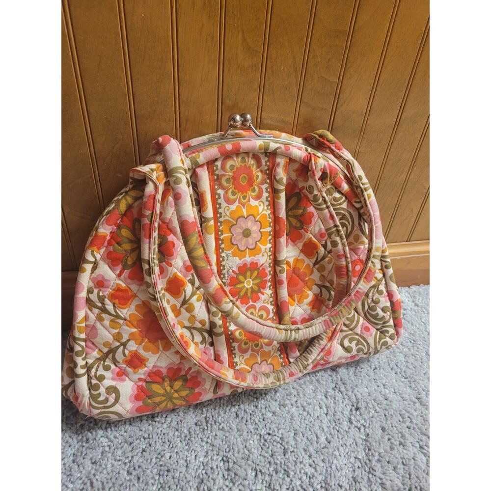 Vera Bradley Eloise Shoulder Bag Folkloric Floral Kiss Lock Retired Pattern - Picture 2 of 11